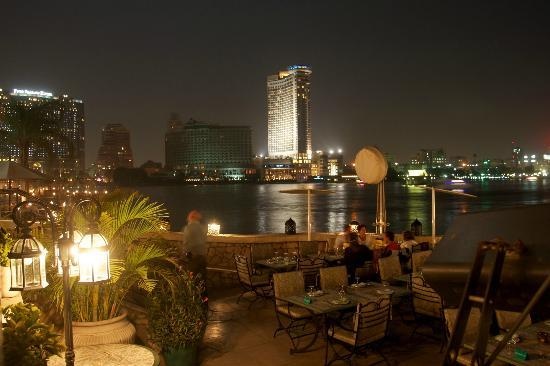 رحلات عشاء ليلية في القاهرة