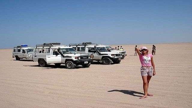 5 hours  Desert Safari Trip by jeep from Makadi