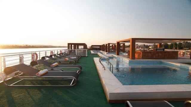 8 Days Nile river Cruise on Ms Le fayan between Luxor and Aswan