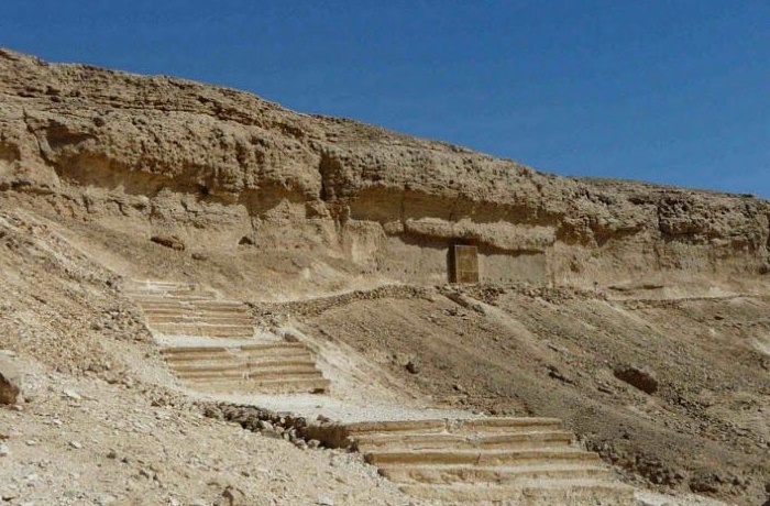 Al Minya tours from Luxor