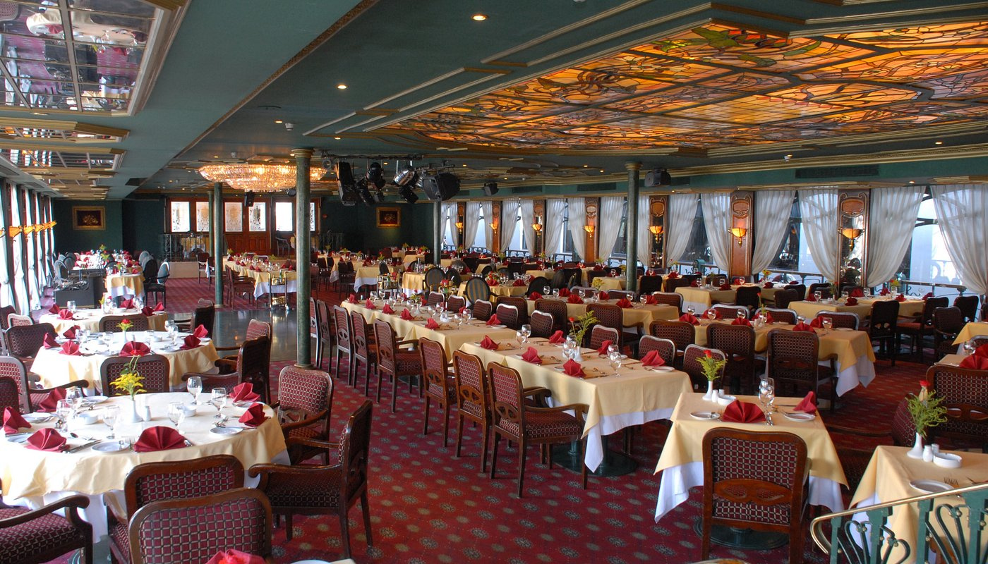 Nile Maxim Dinner Cruise Experience at Cairo Nile Maxim Dinner Cruise Experience at Cairo