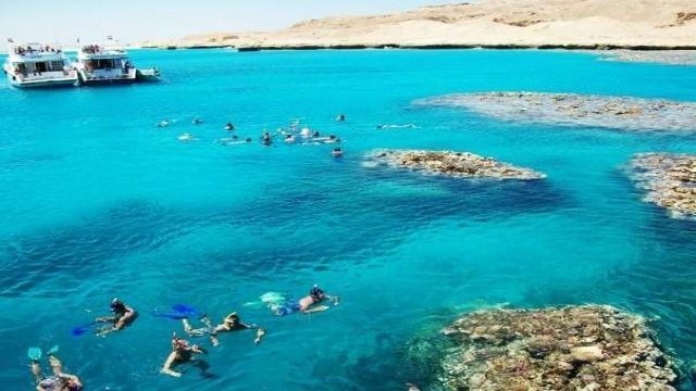 Paradise island snorkeling trip from Makadi