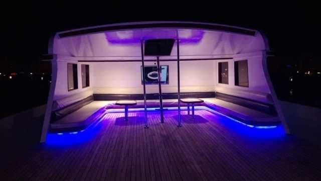 Private snorkeling boat Trip to dolphin house from Sahel Hashesh