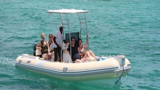 Private speedboat trip to orange island in Hurghada