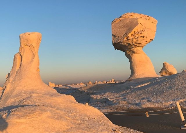 White desert tours from Sahel Hashesh