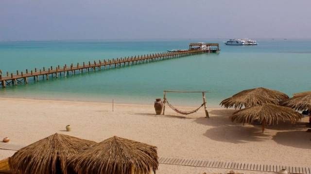Excursión de esnórquel en Orange Bay con almuerzo desde Hurghada