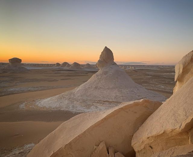 Una noche en el Desierto Blanco y campamento en Bahariya desde El Cairo