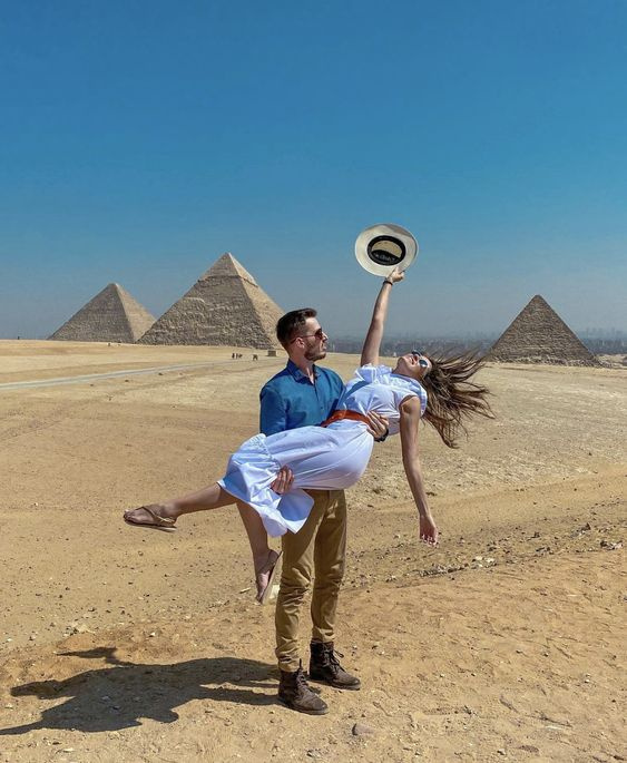 Viaje de 3 días a El Cairo y el Desierto Blanco desde Hurghada en vuelo