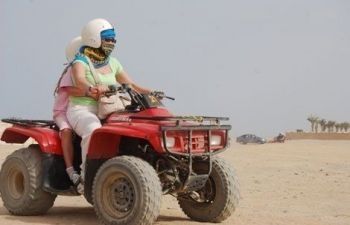 Tour de Super safari por el desierto en quad desde Sahel Hashesh