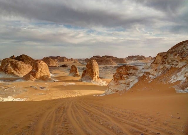 Tour del deserto bianco da Luxor