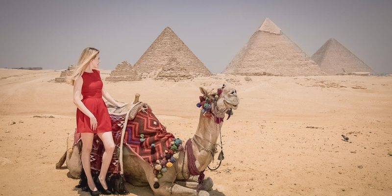 Dag excursie naar piramides Memphis Sakkara vanuit  Cairo