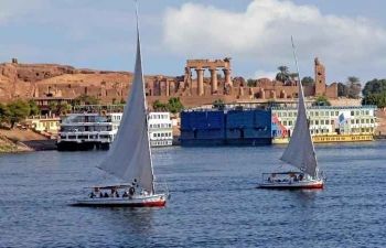 4 Dagen Nijlcruise van Aswan op de blue shadow Nile cruise